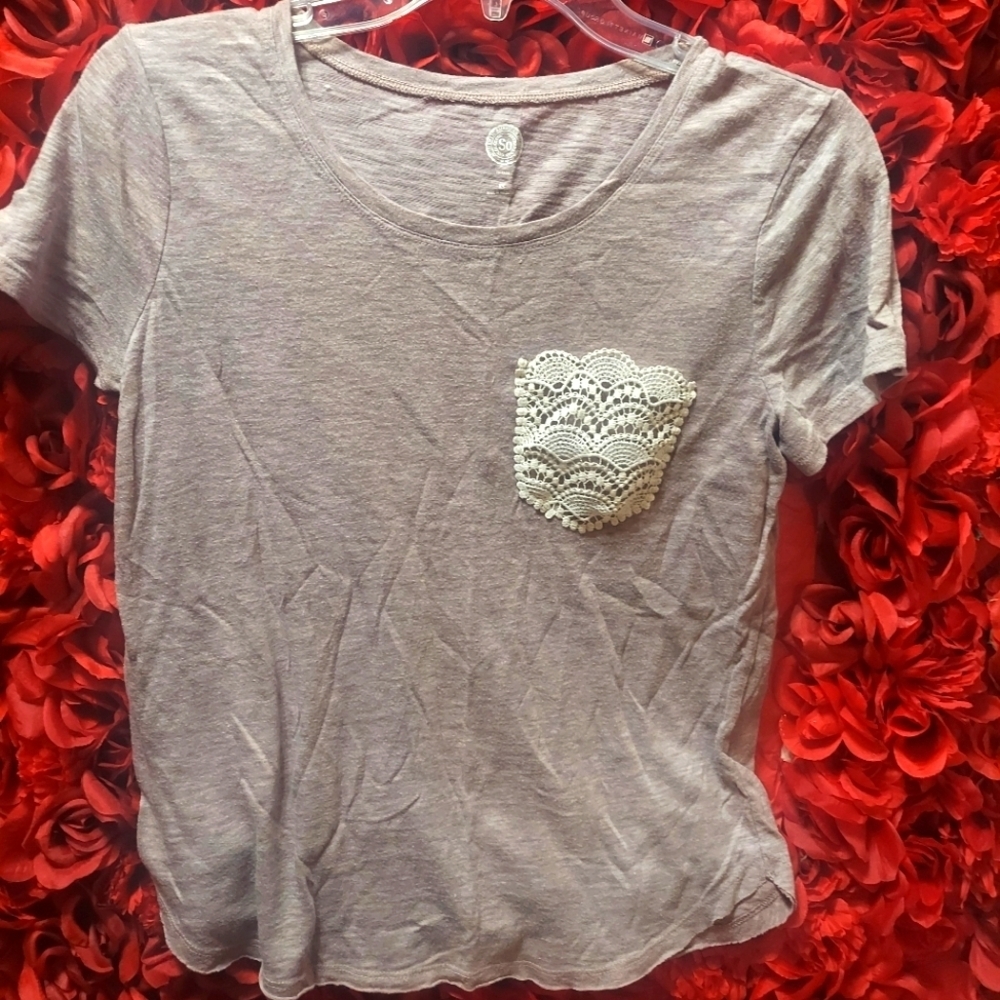 Women's SO X-Small Tee Shirt with Lace pocket on Front